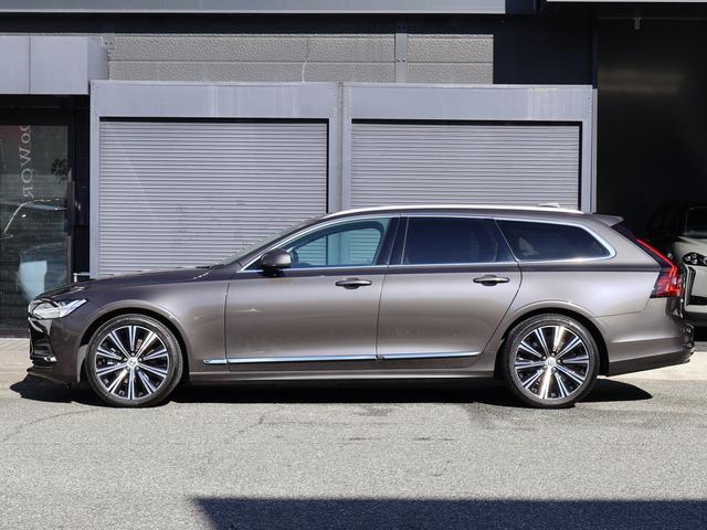 Ｖ９０ アルティメット　Ｂ５　新車保証継承付　白革マッサージ　サンルーフ　ハーマンサウンド　ヘッドアップＤＩＳＰシートベンチレーション　４シート＆ステアリングヒーター　１９ＡＷ　Ｇｏｏｇｌｅ　３６０ビュー　クリスタルシフト（3枚目）