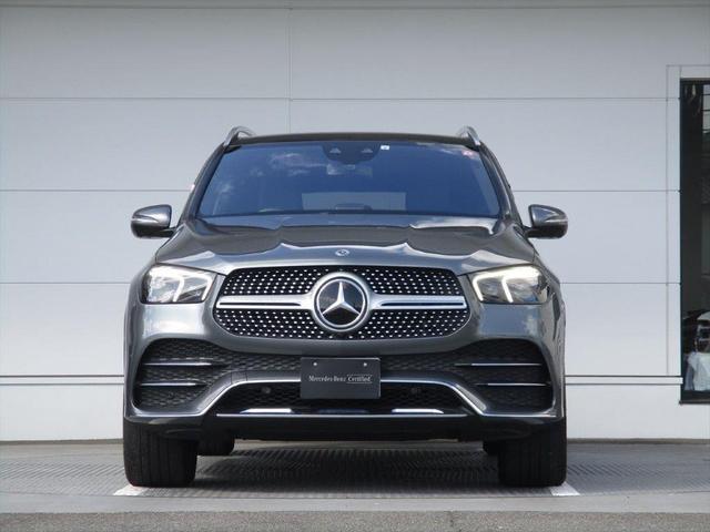 ＧＬＥ４００ｄ　４マチックスポーツ　メモリー付きパワーシート無し　ワイヤレスチャージング無し　エアバランスパッケージ無し　温冷機能付きカップホルダー無し　パノラミックスライディングルーフ　レーダーセーフティーパッケージ(2枚目)