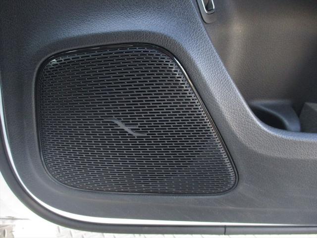 Ａクラスセダン Ａ２００ｄ　セダン　ＡＭＧラインパッケージ　アドバンスドパッケージ　パノラミックスライディングルーフ　ヘッドアップディスプレイ　レーダーセーフティーパッケージ　ｍｅコネクト　パワーシート　シートヒーター　３６０度カメラ　ＥＴＣ２．０（22枚目）