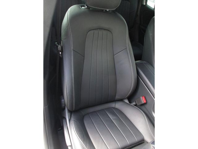 ＧＬＢ ＧＬＢ２００ｄ　４マチック　ワンオーナー　レザーエクスクルーシブパッケージ　パノラミックスライディングルーフ　メモリー付きパワーシート無し　ワイヤレスチャージング無し　ｍｅコネクト　シートヒーター　３６０度カメラ　ＥＴＣ２．０（13枚目）