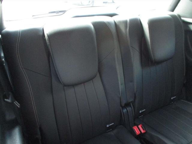 ＧＬＢ ＧＬＢ２００ｄ　４マチック　ワンオーナー　レザーエクスクルーシブパッケージ　パノラミックスライディングルーフ　メモリー付きパワーシート無し　ワイヤレスチャージング無し　ｍｅコネクト　シートヒーター　３６０度カメラ　ＥＴＣ２．０（17枚目）