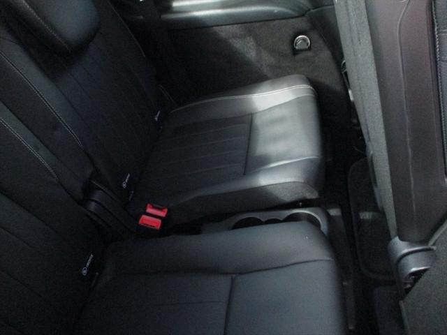 ＧＬＢ ＧＬＢ２００ｄ　４マチック　ワンオーナー　レザーエクスクルーシブパッケージ　パノラミックスライディングルーフ　メモリー付きパワーシート無し　ワイヤレスチャージング無し　ｍｅコネクト　シートヒーター　３６０度カメラ　ＥＴＣ２．０（18枚目）