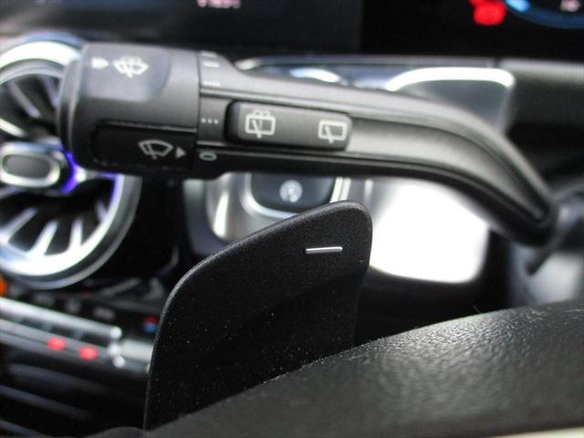 ＧＬＢ ＧＬＢ２００ｄ　４マチック　ワンオーナー　レザーエクスクルーシブパッケージ　パノラミックスライディングルーフ　メモリー付きパワーシート無し　ワイヤレスチャージング無し　ｍｅコネクト　シートヒーター　３６０度カメラ　ＥＴＣ２．０（27枚目）