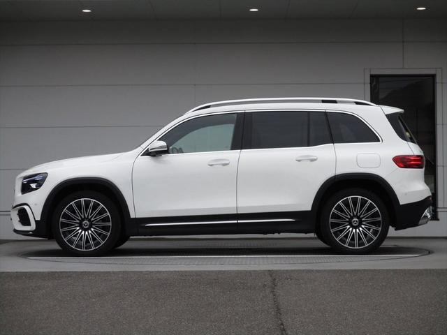 GLB GLB180 AMGラインパッケージ アドバンスドパッケージ パノラミックスライディングルーフ ヘッドアップディスプレイ 3列シート 7人乗り meコネクト パワーシート シートヒーター 360度カメラ ETC2.0(5枚目)