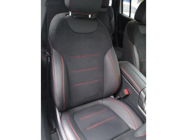 GLB GLB180 AMGラインパッケージ アドバンスドパッケージ パノラミックスライディングルーフ ヘッドアップディスプレイ 3列シート 7人乗り meコネクト パワーシート シートヒーター 360度カメラ ETC2.0(14枚目)