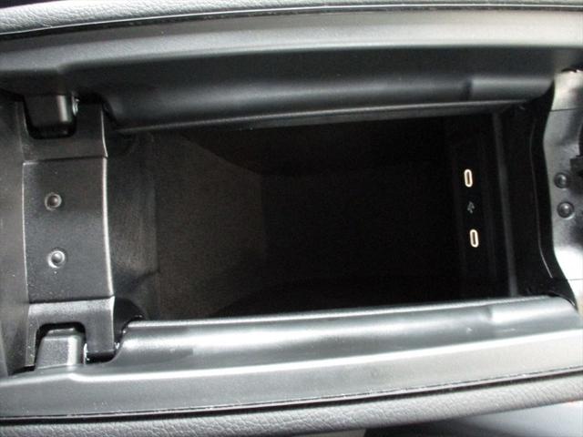 GLB GLB180 AMGラインパッケージ アドバンスドパッケージ パノラミックスライディングルーフ ヘッドアップディスプレイ 3列シート 7人乗り meコネクト パワーシート シートヒーター 360度カメラ ETC2.0(46枚目)