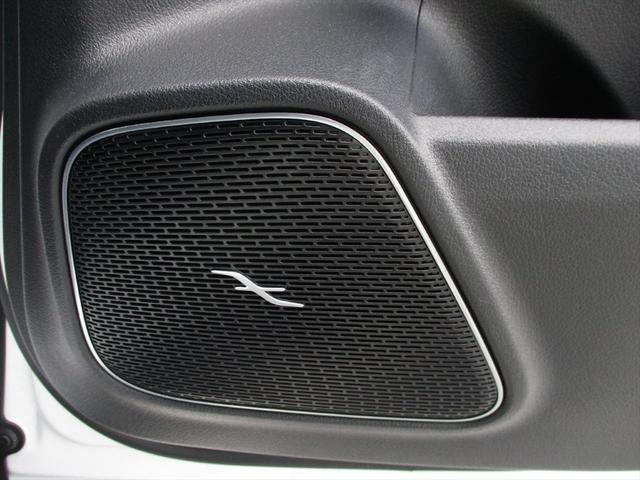 GLB GLB180 AMGラインパッケージ アドバンスドパッケージ パノラミックスライディングルーフ ヘッドアップディスプレイ 3列シート 7人乗り meコネクト パワーシート シートヒーター 360度カメラ ETC2.0(54枚目)