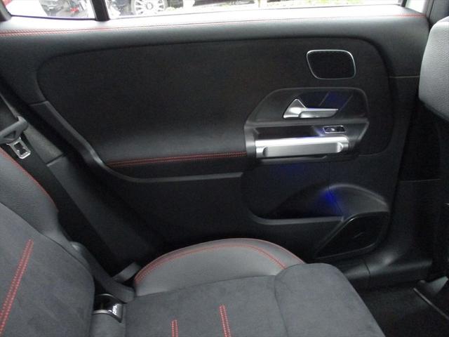 GLB GLB180 AMGラインパッケージ アドバンスドパッケージ パノラミックスライディングルーフ ヘッドアップディスプレイ 3列シート 7人乗り meコネクト パワーシート シートヒーター 360度カメラ ETC2.0(62枚目)