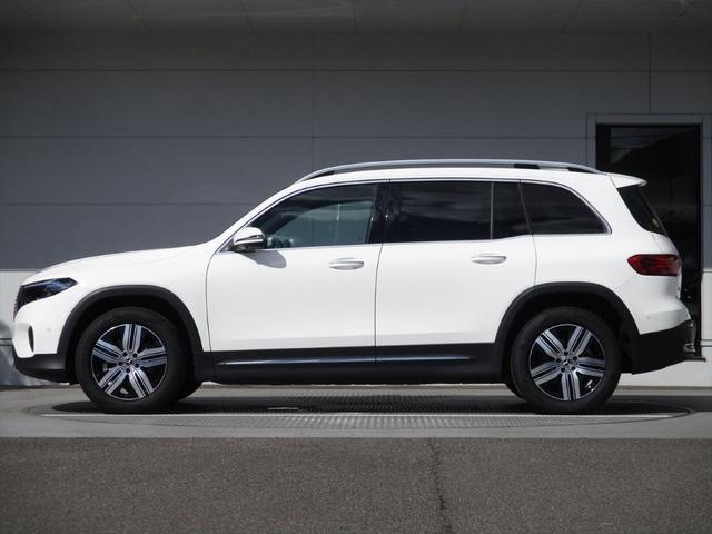 ＥＱＢ ＥＱＢ２５０＋　パノラミックスライディングルーフ　レーダーセーフティーパッケージ　ｍｅコネクト　３列シート　７人乗り　パワーシート　シートヒーター　３６０度カメラ　ＥＴＣ２．０　パークトロニックシステム（5枚目）