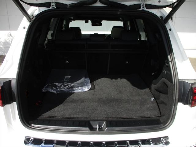 ＥＱＢ ＥＱＢ２５０＋　パノラミックスライディングルーフ　レーダーセーフティーパッケージ　ｍｅコネクト　３列シート　７人乗り　パワーシート　シートヒーター　３６０度カメラ　ＥＴＣ２．０　パークトロニックシステム（9枚目）