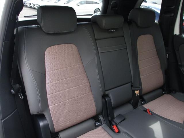 ＥＱＢ ＥＱＢ２５０＋　パノラミックスライディングルーフ　レーダーセーフティーパッケージ　ｍｅコネクト　３列シート　７人乗り　パワーシート　シートヒーター　３６０度カメラ　ＥＴＣ２．０　パークトロニックシステム（15枚目）