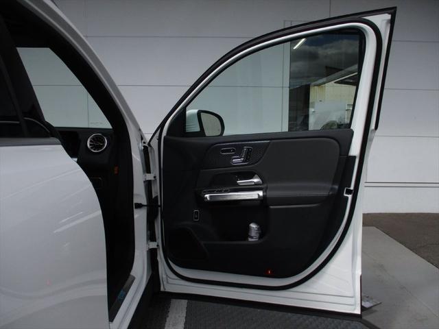 ＥＱＢ ＥＱＢ２５０＋　パノラミックスライディングルーフ　レーダーセーフティーパッケージ　ｍｅコネクト　３列シート　７人乗り　パワーシート　シートヒーター　３６０度カメラ　ＥＴＣ２．０　パークトロニックシステム（16枚目）