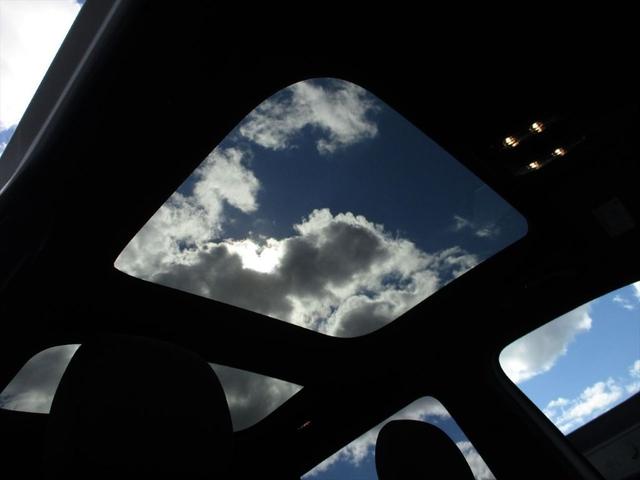 ＥＱＢ ＥＱＢ２５０＋　パノラミックスライディングルーフ　レーダーセーフティーパッケージ　ｍｅコネクト　３列シート　７人乗り　パワーシート　シートヒーター　３６０度カメラ　ＥＴＣ２．０　パークトロニックシステム（65枚目）