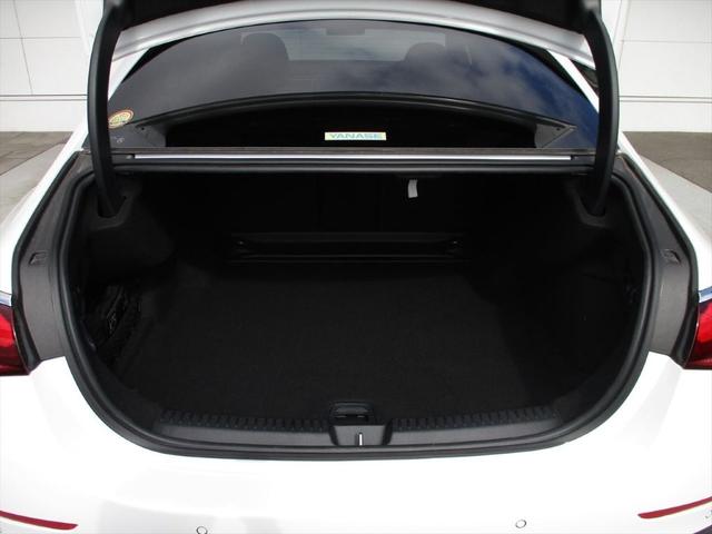 Eクラス E220d アバンギャルド AMGラインパッケージ ワンオーナー アドバンスドパッケージ ヘッドアップディスプレイ レーダーセーフティーパッケージ meコネクト パワーシート シートヒーター 360度カメラ ETC2.0(10枚目)