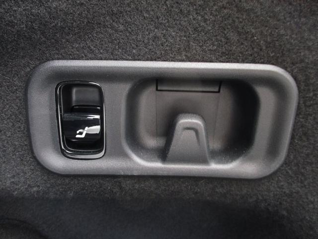 Eクラス E220d アバンギャルド AMGラインパッケージ ワンオーナー アドバンスドパッケージ ヘッドアップディスプレイ レーダーセーフティーパッケージ meコネクト パワーシート シートヒーター 360度カメラ ETC2.0(11枚目)