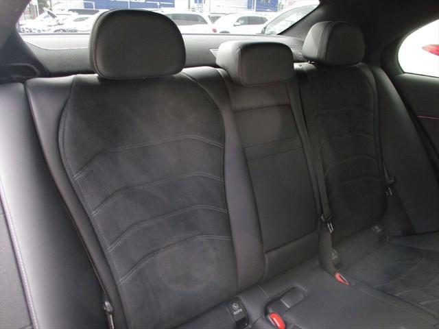 Eクラス E220d アバンギャルド AMGラインパッケージ ワンオーナー アドバンスドパッケージ ヘッドアップディスプレイ レーダーセーフティーパッケージ meコネクト パワーシート シートヒーター 360度カメラ ETC2.0(18枚目)