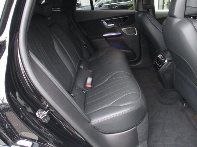 ＥＱＥ ＳＵＶ ＥＱＥ３５０　４マチック　ＳＵＶローンチエディション　２１インチＡＭＧマルチスポークアルミホイール　パノラミックスライディングルーフ　ヘッドアップディスプレイ　ｍｅコネクト　レザーシート　パワーシート　シートヒーター　シートベンチレーター　３６０度カメラ（14枚目）