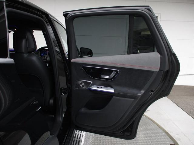 ＥＱＥ ＳＵＶ ＥＱＥ３５０　４マチック　ＳＵＶローンチエディション　２１インチＡＭＧマルチスポークアルミホイール　パノラミックスライディングルーフ　ヘッドアップディスプレイ　ｍｅコネクト　レザーシート　パワーシート　シートヒーター　シートベンチレーター　３６０度カメラ（18枚目）