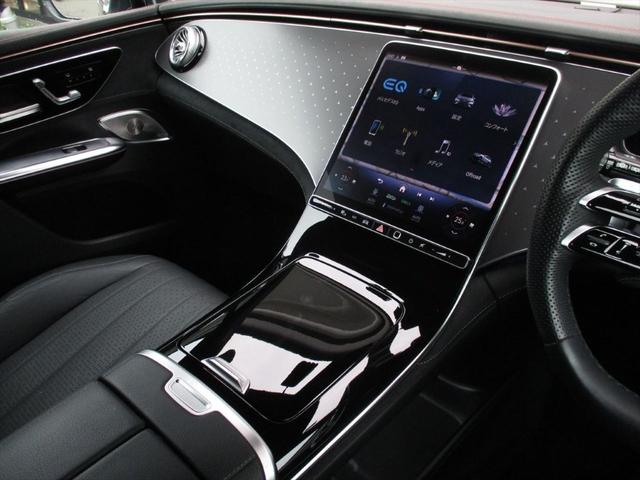 ＥＱＥ ＳＵＶ ＥＱＥ３５０　４マチック　ＳＵＶローンチエディション　２１インチＡＭＧマルチスポークアルミホイール　パノラミックスライディングルーフ　ヘッドアップディスプレイ　ｍｅコネクト　レザーシート　パワーシート　シートヒーター　シートベンチレーター　３６０度カメラ（43枚目）