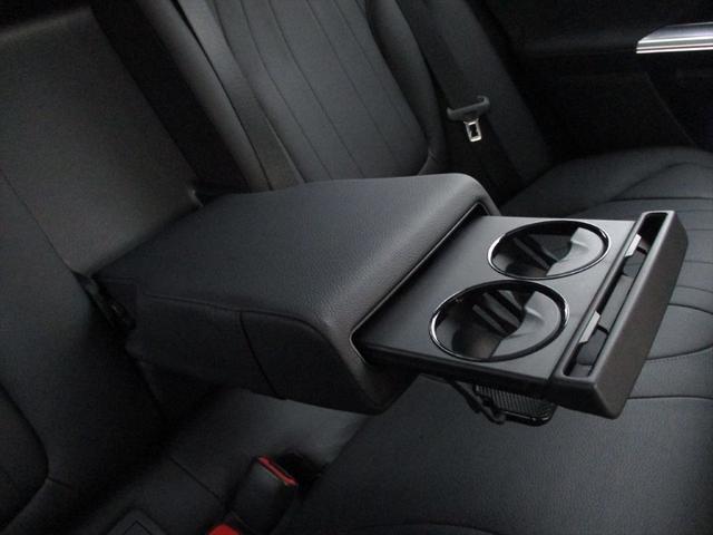 ＥＱＥ ＳＵＶ ＥＱＥ３５０　４マチック　ＳＵＶローンチエディション　２１インチＡＭＧマルチスポークアルミホイール　パノラミックスライディングルーフ　ヘッドアップディスプレイ　ｍｅコネクト　レザーシート　パワーシート　シートヒーター　シートベンチレーター　３６０度カメラ（60枚目）