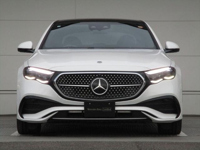 Eクラス E220d アバンギャルド AMGラインパッケージ ワンオーナー レザーエクスクルーシブパッケージ アドバンスドパッケージ パノラミックスライディングルーフ ヘッドアップディスプレイ パワーシート シートヒーター シートベンチレーター 360度カメラ(2枚目)