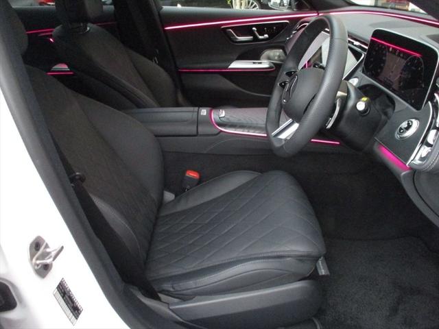 Eクラス E220d アバンギャルド AMGラインパッケージ ワンオーナー レザーエクスクルーシブパッケージ アドバンスドパッケージ パノラミックスライディングルーフ ヘッドアップディスプレイ パワーシート シートヒーター シートベンチレーター 360度カメラ(13枚目)