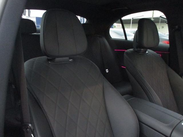 Eクラス E220d アバンギャルド AMGラインパッケージ ワンオーナー レザーエクスクルーシブパッケージ アドバンスドパッケージ パノラミックスライディングルーフ ヘッドアップディスプレイ パワーシート シートヒーター シートベンチレーター 360度カメラ(14枚目)