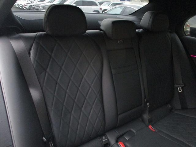 Eクラス E220d アバンギャルド AMGラインパッケージ ワンオーナー レザーエクスクルーシブパッケージ アドバンスドパッケージ パノラミックスライディングルーフ ヘッドアップディスプレイ パワーシート シートヒーター シートベンチレーター 360度カメラ(18枚目)