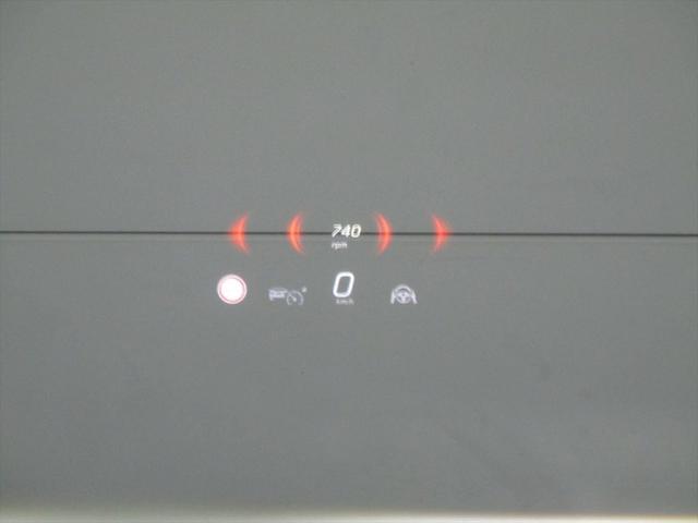 Eクラス E220d アバンギャルド AMGラインパッケージ ワンオーナー レザーエクスクルーシブパッケージ アドバンスドパッケージ パノラミックスライディングルーフ ヘッドアップディスプレイ パワーシート シートヒーター シートベンチレーター 360度カメラ(32枚目)