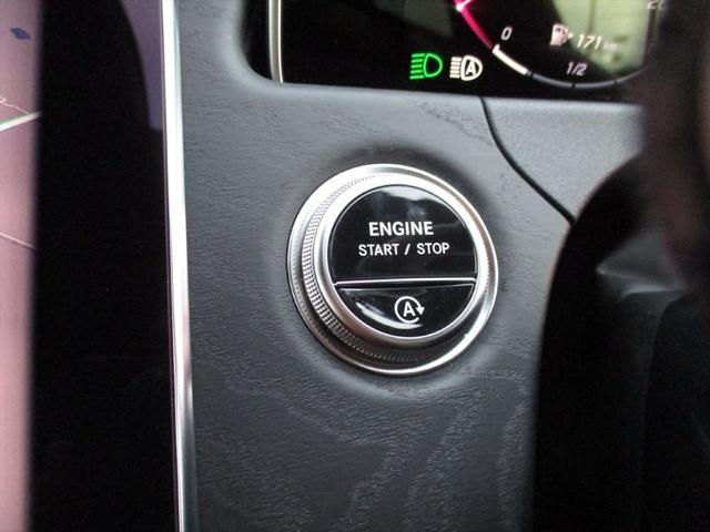 Eクラス E220d アバンギャルド AMGラインパッケージ ワンオーナー レザーエクスクルーシブパッケージ アドバンスドパッケージ パノラミックスライディングルーフ ヘッドアップディスプレイ パワーシート シートヒーター シートベンチレーター 360度カメラ(34枚目)