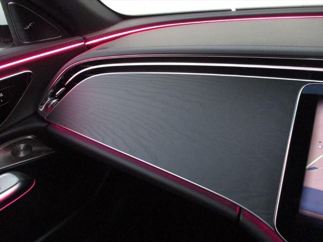 Eクラス E220d アバンギャルド AMGラインパッケージ ワンオーナー レザーエクスクルーシブパッケージ アドバンスドパッケージ パノラミックスライディングルーフ ヘッドアップディスプレイ パワーシート シートヒーター シートベンチレーター 360度カメラ(49枚目)