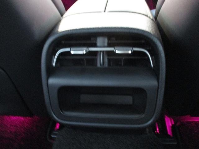 Eクラス E220d アバンギャルド AMGラインパッケージ ワンオーナー レザーエクスクルーシブパッケージ アドバンスドパッケージ パノラミックスライディングルーフ ヘッドアップディスプレイ パワーシート シートヒーター シートベンチレーター 360度カメラ(56枚目)