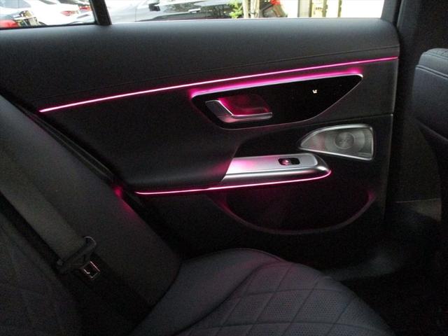 Eクラス E220d アバンギャルド AMGラインパッケージ ワンオーナー レザーエクスクルーシブパッケージ アドバンスドパッケージ パノラミックスライディングルーフ ヘッドアップディスプレイ パワーシート シートヒーター シートベンチレーター 360度カメラ(62枚目)