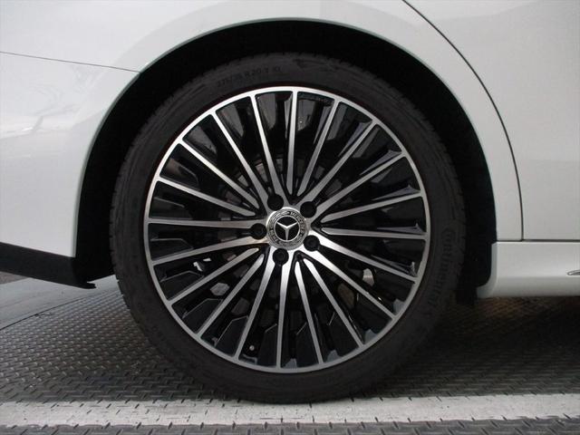 Eクラス E220d アバンギャルド AMGラインパッケージ ワンオーナー レザーエクスクルーシブパッケージ アドバンスドパッケージ パノラミックスライディングルーフ ヘッドアップディスプレイ パワーシート シートヒーター シートベンチレーター 360度カメラ(71枚目)