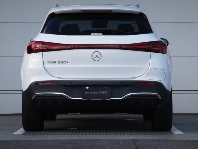 ＥＱＡ ＥＱＡ２５０＋　ＡＭＧラインパッケージ　ワンオーナー　パノラミックスライディングルーフ　レーダーセーフティーパッケージ　ｍｅコネクト　パワーシート　シートヒーター　３６０度カメラ　ＥＴＣ２．０　ナビゲーション　ＴＶ（7枚目）