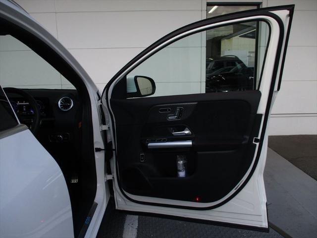 ＥＱＡ ＥＱＡ２５０＋　ＡＭＧラインパッケージ　ワンオーナー　パノラミックスライディングルーフ　レーダーセーフティーパッケージ　ｍｅコネクト　パワーシート　シートヒーター　３６０度カメラ　ＥＴＣ２．０　ナビゲーション　ＴＶ（18枚目）