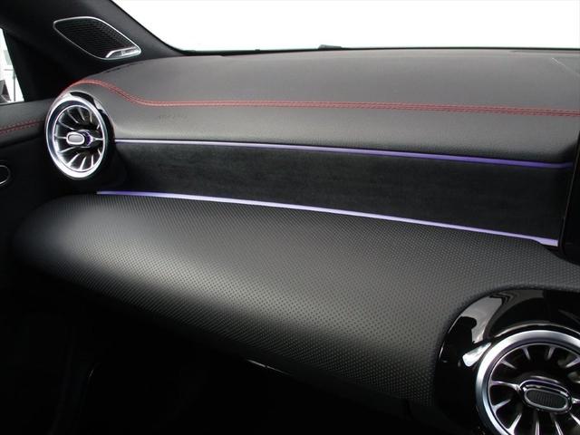 CLAクラス CLA200d AMGラインパッケージ アドバンスドパッケージ パノラミックスライディングルーフ レーダーセーフティーパッケージ meコネクト パワーシート シートヒーター 360度カメラ ETC2.0 ナビゲーション TV(46枚目)