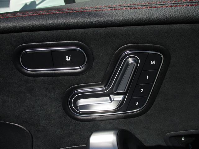 ＣＬＡクラス ＣＬＡ２００ｄ　ＡＭＧラインパッケージ　レーダーセーフティーパッケージ　ｍｅコネクト　パワーシート　シートヒーター　３６０度カメラ　ＥＴＣ２．０　ナビゲーション　ＴＶ　パークトロニックシステム　１９インチＡＭＧアルミホイール（19枚目）