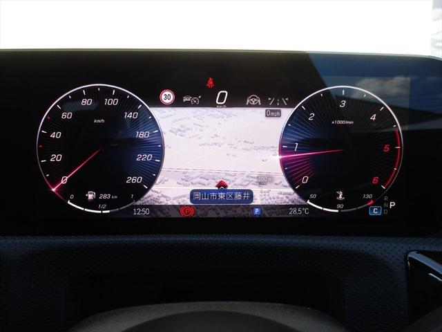 ＣＬＡクラス ＣＬＡ２００ｄ　ＡＭＧラインパッケージ　レーダーセーフティーパッケージ　ｍｅコネクト　パワーシート　シートヒーター　３６０度カメラ　ＥＴＣ２．０　ナビゲーション　ＴＶ　パークトロニックシステム　１９インチＡＭＧアルミホイール（24枚目）