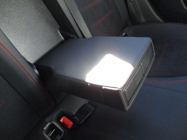 ＣＬＡクラス ＣＬＡ２００ｄ　ＡＭＧラインパッケージ　レーダーセーフティーパッケージ　ｍｅコネクト　パワーシート　シートヒーター　３６０度カメラ　ＥＴＣ２．０　ナビゲーション　ＴＶ　パークトロニックシステム　１９インチＡＭＧアルミホイール（54枚目）