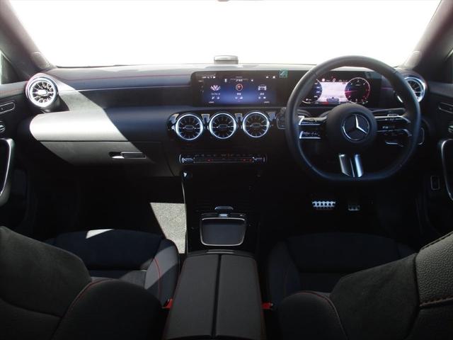 ＣＬＡクラス ＣＬＡ２００ｄ　ＡＭＧラインパッケージ　レーダーセーフティーパッケージ　ｍｅコネクト　パワーシート　シートヒーター　３６０度カメラ　ＥＴＣ２．０　ナビゲーション　ＴＶ　パークトロニックシステム　１９インチＡＭＧアルミホイール（58枚目）