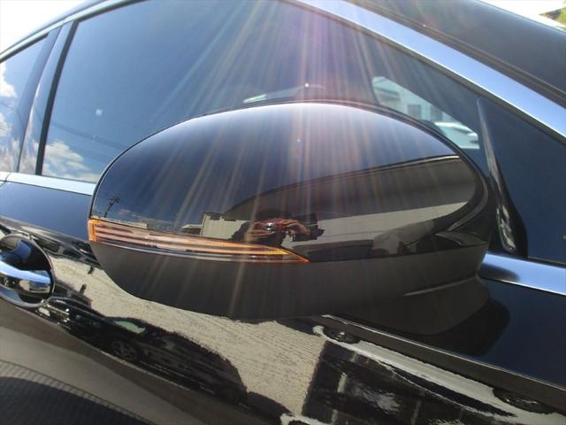 Ａクラス Ａ２００ｄ　ＡＭＧラインパッケージ　レーダーセーフティーパッケージ　ｍｅコネクト　パワーシート　シートヒーター　バックカメラ　ＥＴＣ２．０　ナビゲーション　ＴＶ　パークトロニックシステム　１８インチＡＭＧアルミホイール（62枚目）