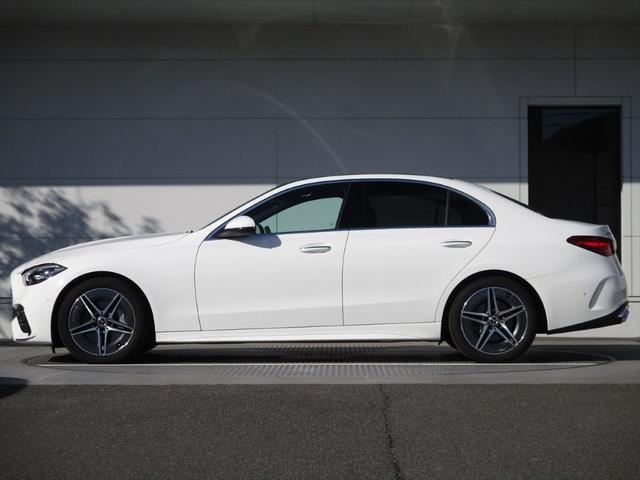 Cクラス C220dアバンギャルド AMGラインパッケージ セーフティービジョンパッケージ レザーエクスクルーシブパッケージ パノラミックスライディングルーフ ヘッドアップディスプレイ meコネクト 360度カメラ ETC2.0 パワーシート シートヒーター(5枚目)