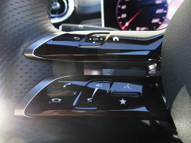 Cクラス C220dアバンギャルド AMGラインパッケージ セーフティービジョンパッケージ レザーエクスクルーシブパッケージ パノラミックスライディングルーフ ヘッドアップディスプレイ meコネクト 360度カメラ ETC2.0 パワーシート シートヒーター(29枚目)