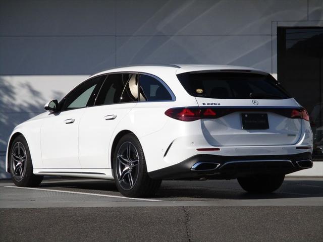 Ｅクラスステーションワゴン Ｅ２２０ｄステションワゴンアバギャルドＡＭＧラインＰ　ワンオーナー　アドバンスドパッケージ　レザーエクスクルーシブパッケージ　ヘッドアップディスプレイ　パワーシート　シートヒーター　シートベンチレーター　ｍｅコネクト　３６０度カメラ　ＥＴＣ２．０（6枚目）