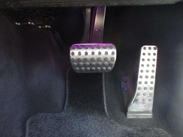 Ｅクラスステーションワゴン Ｅ２２０ｄステションワゴンアバギャルドＡＭＧラインＰ　ワンオーナー　アドバンスドパッケージ　レザーエクスクルーシブパッケージ　ヘッドアップディスプレイ　パワーシート　シートヒーター　シートベンチレーター　ｍｅコネクト　３６０度カメラ　ＥＴＣ２．０（35枚目）