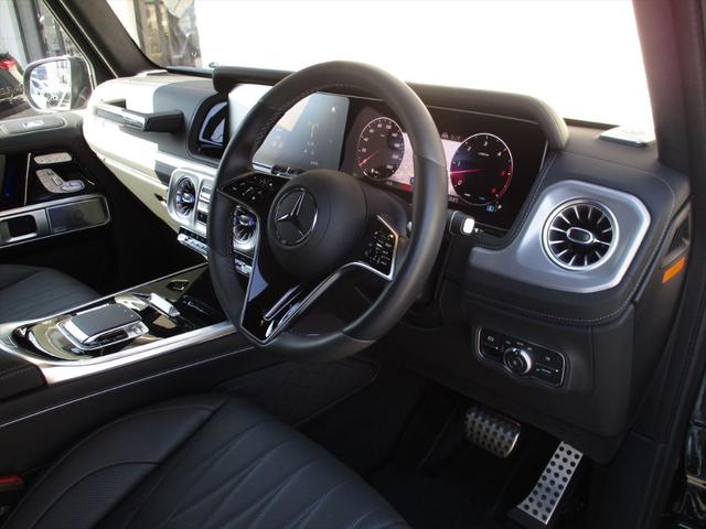 Gクラス G450d AMGラインパッケージ ワンオーナー MANUFAKTURプログラム・プラス MANUFAKTURディ同色スペアタイヤリング MANUFAKTURロゴパッケージ MANUFAKTUR本革巻ツートーンステアリング(12枚目)