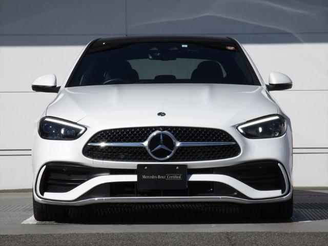 Cクラス C220dアバンギャルド AMGラインパッケージ ワンオーナー ベーシックパッケージ レザーエクスクルーシブパッケージ パノラミックスライディングルーフ ヘッドアップディスプレイ meコネクト パワーシート シートヒーター 360度カメラ(2枚目)