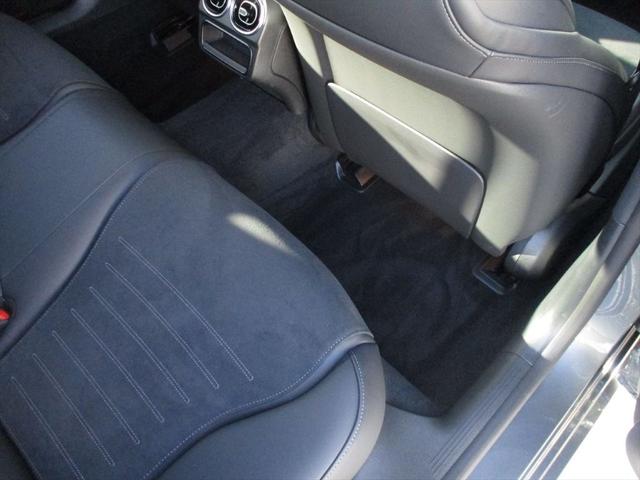 Ｃクラス Ｃ２００アバンギャルド　ＡＭＧラインパッケージ　ベーシックパッケージ　ドライバーズパッケージ　パノラミックスライディングルーフ　ヘッドアップディスプレイ　ｍｅコネクト　パワーシート　シートヒーター　３６０度カメラ　ＥＴＣ２．０　ナビゲーション　ＴＶ（17枚目）