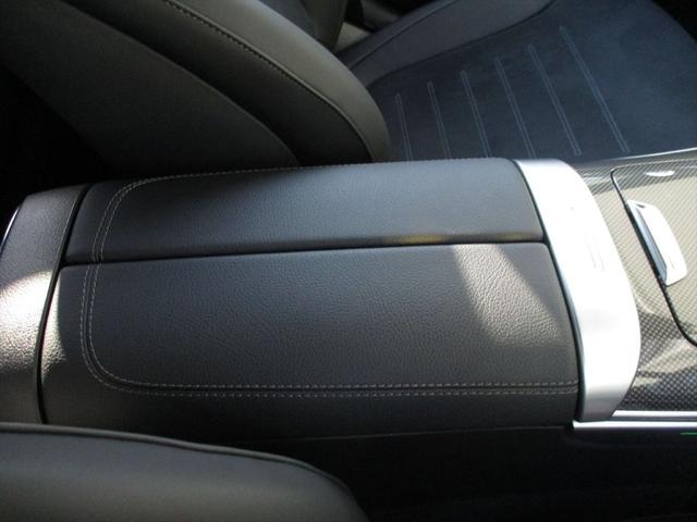 Ｃクラス Ｃ２００アバンギャルド　ＡＭＧラインパッケージ　ベーシックパッケージ　ドライバーズパッケージ　パノラミックスライディングルーフ　ヘッドアップディスプレイ　ｍｅコネクト　パワーシート　シートヒーター　３６０度カメラ　ＥＴＣ２．０　ナビゲーション　ＴＶ（45枚目）